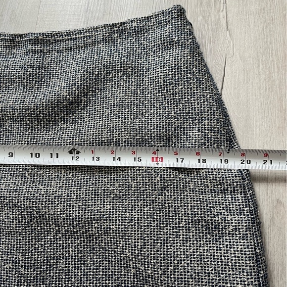 Banana Republic frayed hem skirt size 6 - Picture 6 of 13